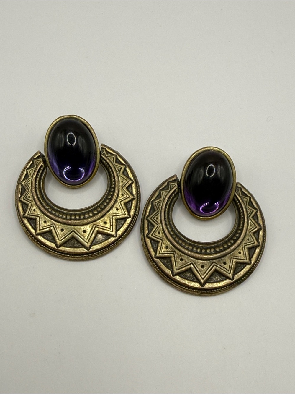 Vintage Gold Tone Purple Hoop Dangle Drop Statement Earrings